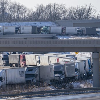 Potret Demo Anti Vaksin Kanada Buat Ottawa Status Darurat