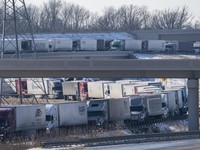 Potret Demo Anti Vaksin Kanada Buat Ottawa Status Darurat