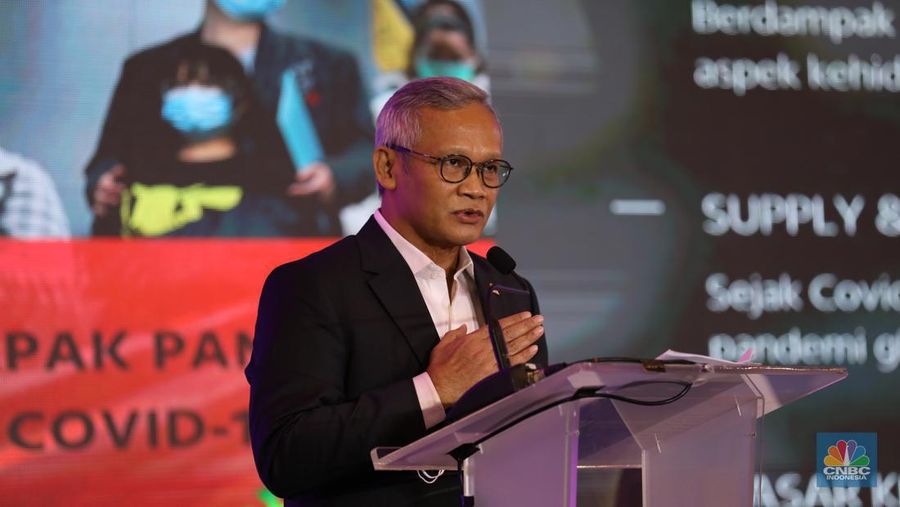 Wakil Ketua Komisi 6 DPR RI, Aria Bima dalam acara BRI Microfinance Outlook 2022 (CNBC Indonesia/Tri Susilo)