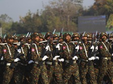 Junta Militer Myanmar 'Kurung' Warga, Setop Penerbitan Paspor
