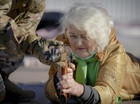 Sangar! Ini 'Batalyon Babushka', Nenek-nenek Pembela Ukraina