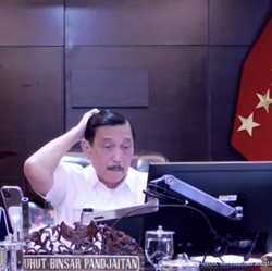 Titah Jokowi: PPKM Level 3 Lebih Longgar, WFO Jadi 50%