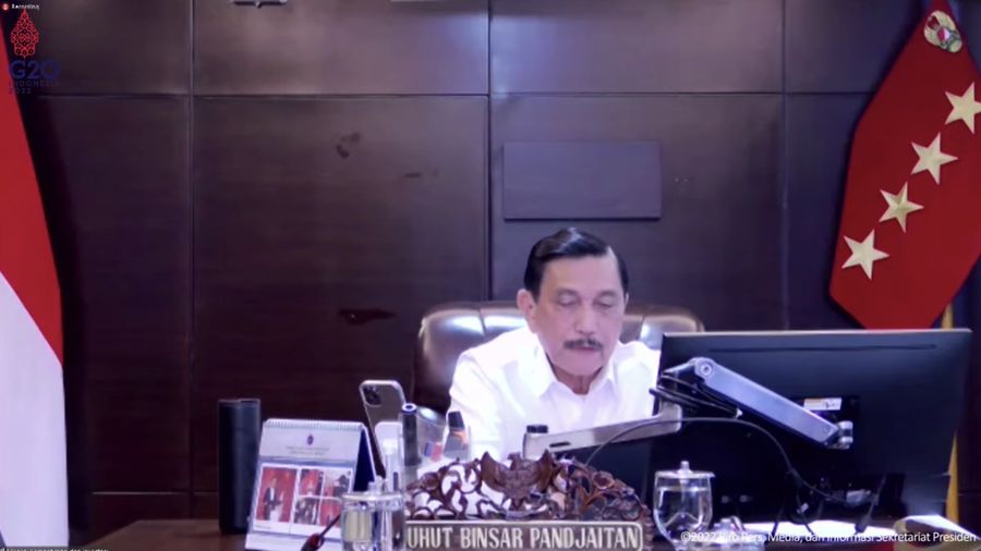 Menteri Koordinator Bidang Kemaritiman dan Investasi Luhut Binsar Pandjaitan Saat Konfrensi Pers PPKM. (tangkapan Layar Youtube Sekretariat Presiden)