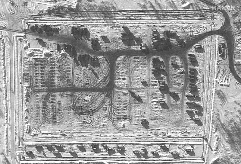 Gambar Satelit suasana unit helikopter di Belgorod, Rusia Gambar satelit menunjukkan gambaran unit helikopter dan pasukan di Belgorod, Rusia, Minggu (13/2/2022). (2022 Maxar Technologies/Handout via REUTERS)