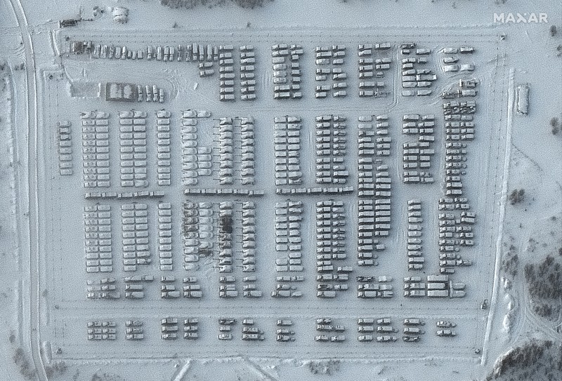 Gambar Satelit suasana unit helikopter di Belgorod, Rusia Gambar satelit menunjukkan gambaran unit helikopter dan pasukan di Belgorod, Rusia, Minggu (13/2/2022). (2022 Maxar Technologies/Handout via REUTERS)