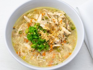 3 Resep Sop Ayam yang Berkaldu Bening yang Gurih Segar