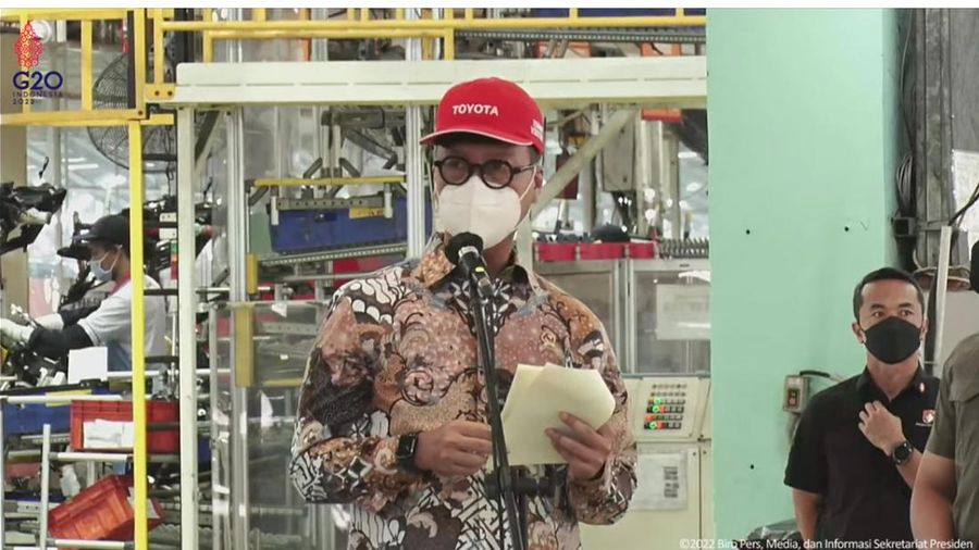 Menteri Perindustrian Agus Gumiwang Kartasasmita dalam acara Peresmian Pencapaian Produksi Ekspor 2 Juta Unit Toyota, Karawang, Selasa (15/2/2022). (tangkapan Layar via Youtube Sekretariat Presiden)