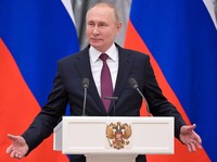 Perang Meletus? Putin Resmi Kirim Pasukan ke Ukraina