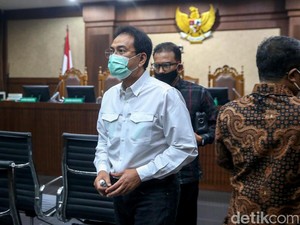 Pengakuan Azis Syamsuddin Diisolasi di Rutan KPK Tak Diizinkan Jumatan