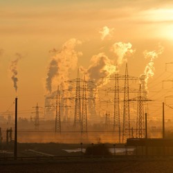 Tergerus Energi Terbarukan, Harga Batu Bara Setahun Turun 7%