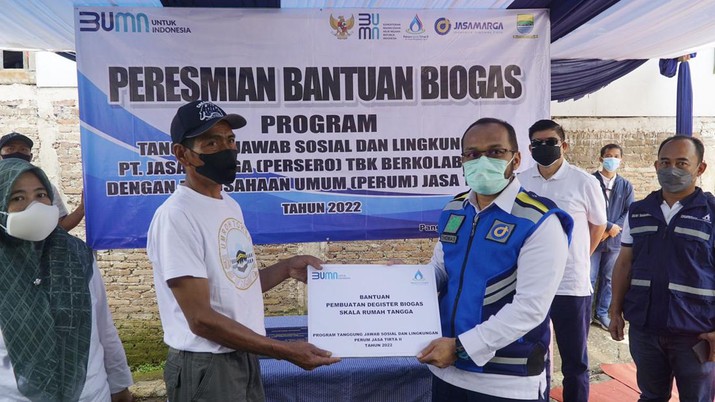 Konservasi Sungai Citarum, Jasa Marga Salurkan Rp 150 Juta