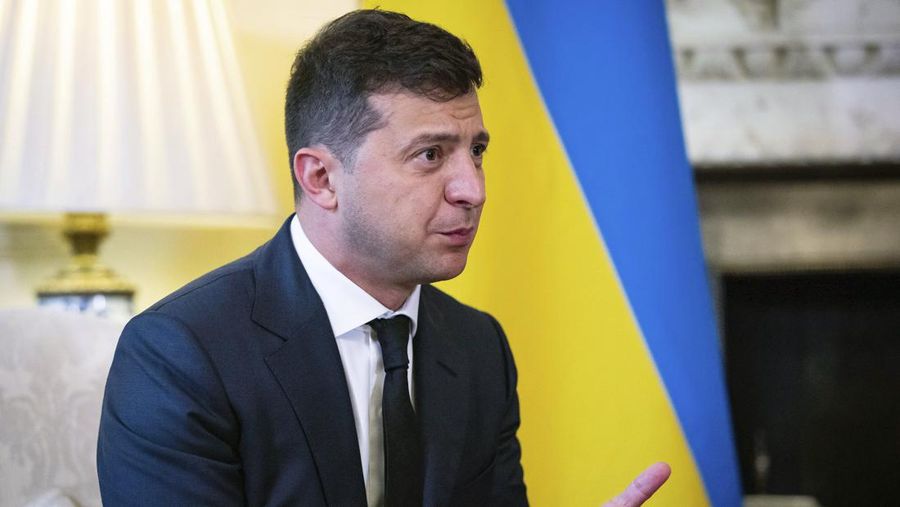 Ukraine President Volodymyr Zelensky, gestures as he talks to Britian's Prime Minister Boris Johnson,  during a meeting, in Downing Street, London, Thursday, Oct. 8, 2020. The President is on a two day official visit to Britain. (Aaron Chown/Pool Photo via AP)