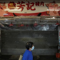 Terancam Lockdown, Hong Kong