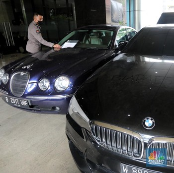 Ini Barbuk Mobil Mewah Kasus Robot Trading Viral Blast
