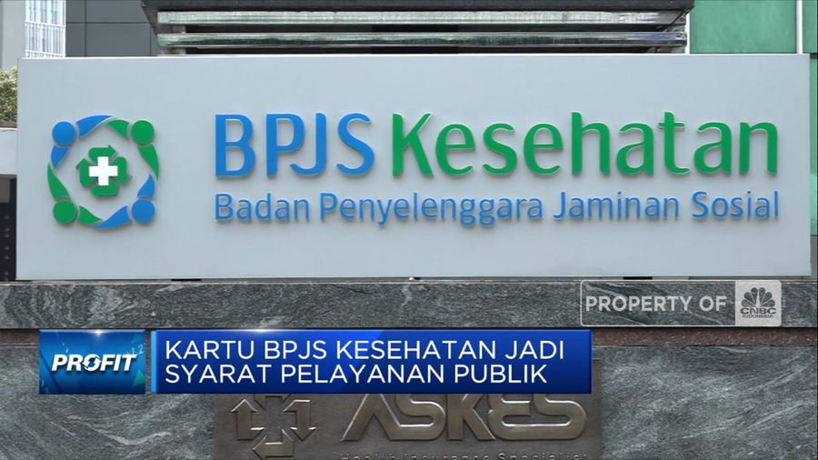 Warga yang ingin membuat Surat Izin Mengemudi atau SIM, STNK, hingga melaksanakan ibadah Haji atau Umrah dan bahkan jual beli tanah harus memiliki kartu BPJS Kesehatan sebagai salah satu syaratnya.