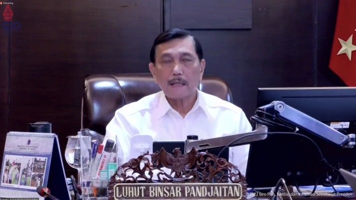 Keterangan Pers Menteri terkait Hasil Ratas PPKM, Jakarta, (21/2/2022) (Tangkapan layar Youtube Sekpres RI)