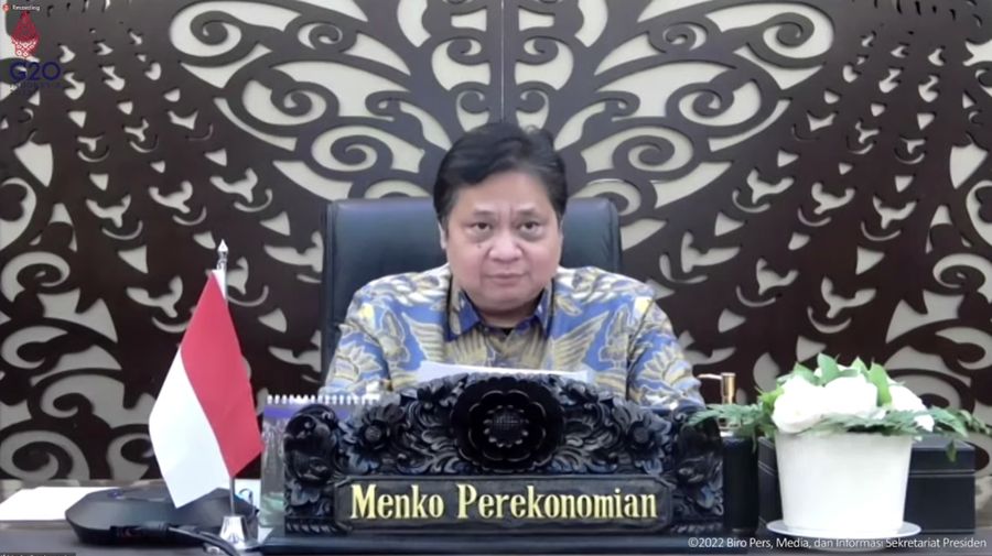 Keterangan Pers Menteri terkait Hasil Ratas PPKM, Jakarta, (21/2/2022) (Tangkapan layar Youtube Sekpres RI)