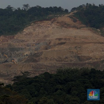 Wajah Suram Tambang Andesit di Pinggir Ibu Kota Jakarta