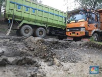 Waduh! Jalan Rusak RI Bisa Capai Panjang 3 Kali Pulau Jawa