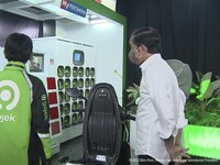 Jokowi Resmikan Uji Coba Ekosistem Kendaraan Listrik RI