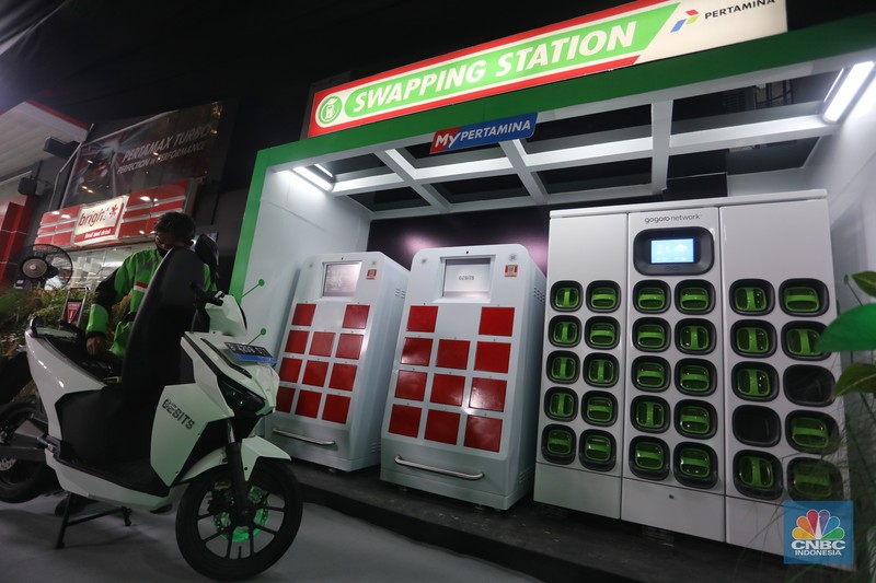 Uji coba ekosistem kendaraan listrik (CNBC Indonesia/Andrean Kristianto)