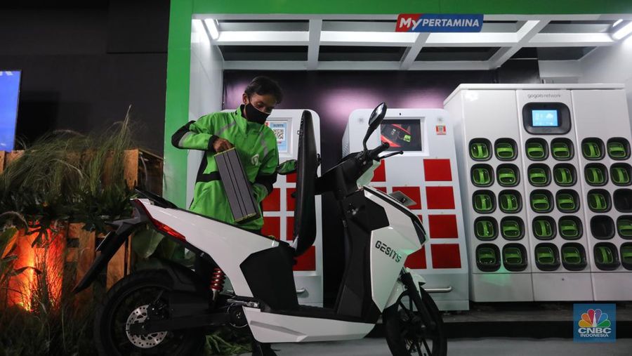 Uji coba ekosistem kendaraan listrik (վ/Andrean Kristianto)