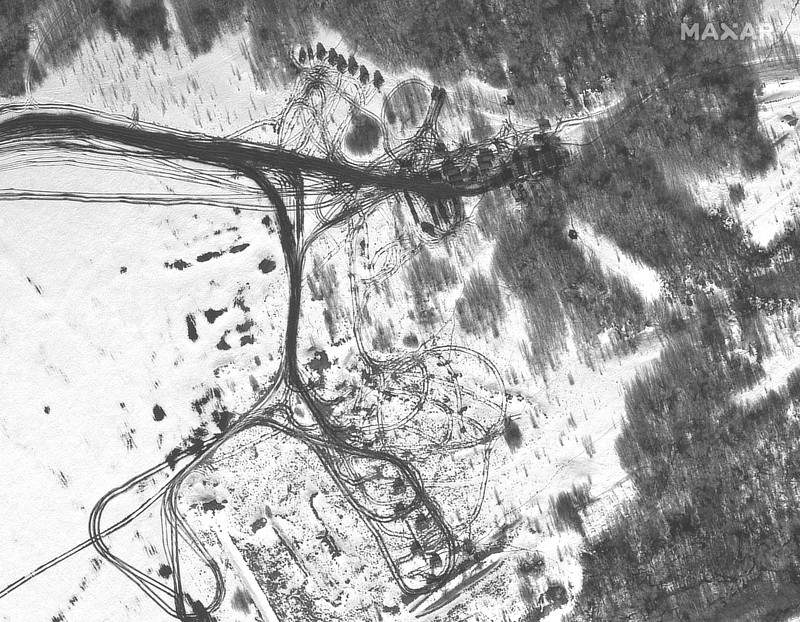 Citra satelit perlihatkan pasukan baru Rusia di dekat Ukraina. (via REUTERS/MAXAR TECHNOLOGIES)
