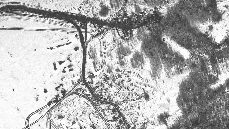 Citra satelit perlihatkan pasukan baru Rusia di dekat Ukraina. (via REUTERS/MAXAR TECHNOLOGIES)