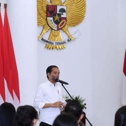 Jokowi Beri Kejutan Lagi, Tunjangan untuk PNS Ini Naik