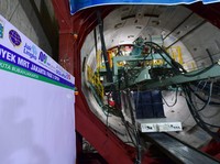 Jokowi Kembali Bor Perut Bumi Jakarta untuk Terowongan MRT