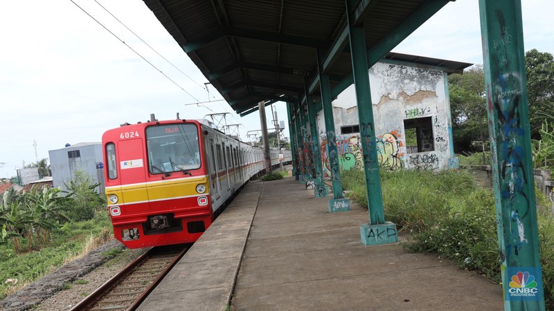 Stasiun Pondok Rajeg yang sudah tidak aktif di Cibinong, Kabupaten Bogor, Jawa Barat, Kamis (24/2/2022). (CNBC Indonesia/Andrean Kristianto) Stasiun Pondok Rajeg yang sudah tidak aktif di Cibinong, Kabupaten Bogor, Jawa Barat, Kamis (24/2/2022). (CNBC Indonesia/Andrean Kristianto)