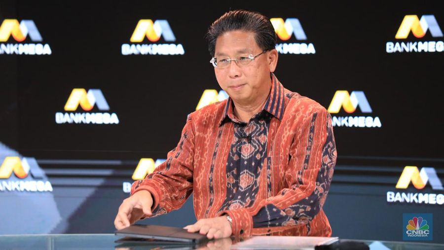 Dirut utama Bank Mega, Kostaman Thayib (CNBC Indonesia/Muhammad Sabki)