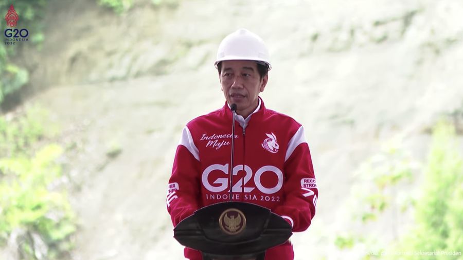 Peresmian PLTA Poso Energy 515 MW dan PLTA Malea Energy 90 MW, Kabupaten Poso,25 Februari 2022. (Tangkapan layar Youtube Setpres RI)