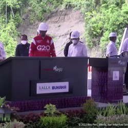 Resmikan Dua PLTA, Jokowi: Ajak Semua Negara Geser Batu Bara!