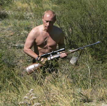 Putin Pernah Jadi Pria Terseksi, Hobi: Berkuda Sampai Berburu