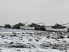 Lebih Ngeri dari Tank-Rudal, Rusia Gempur Ukraina Pakai Ini