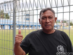 Asep Sumantri, Legenda Persib yang Kini Bergelar Doktor