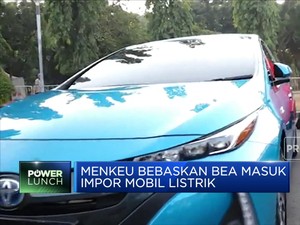 Menkeu Bebaskan Bea Masuk Impor Mobil Listrik