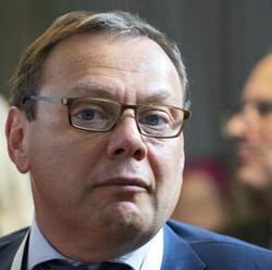 Oligarki Rusia Bergerak, Miliuner Desak Putin Setop Perang