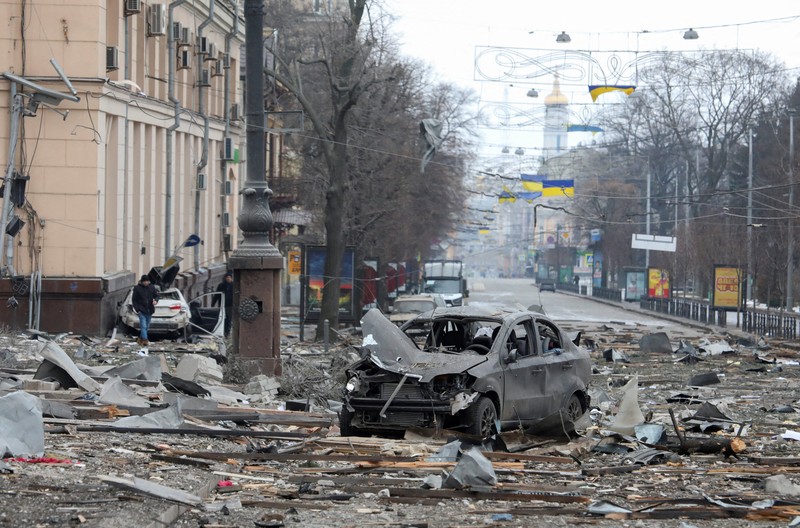 UKRAINE-CRISIS/KHARKIV A view shows the area near the regional administration building, which city officials said was hit by a missile attack, in central Kharkiv, Ukraine, March 1, 2022. REUTERS/Vyacheslav Madiyevskyy TPX IMAGES OF THE DAY