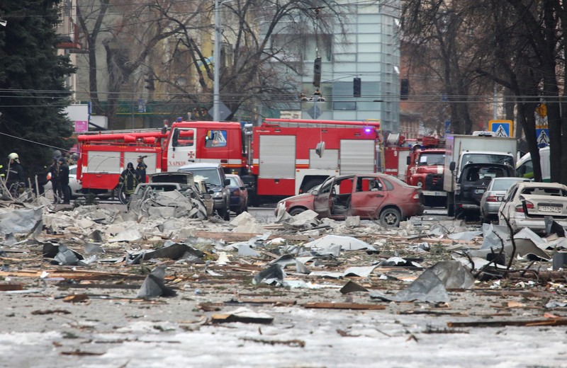 UKRAINE-CRISIS/KHARKIV A view shows the area near the regional administration building, which city officials said was hit by a missile attack, in central Kharkiv, Ukraine, March 1, 2022. REUTERS/Vyacheslav Madiyevskyy TPX IMAGES OF THE DAY