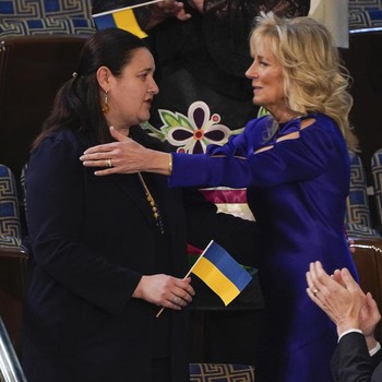 Momen saat Kongres AS Beri Penghormatan ke Dubes Ukraina