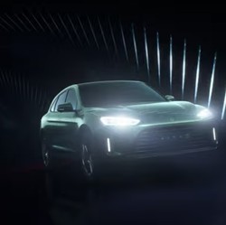 Huawei Masuk Bisnis Mobil Listrik Tantang Tesla, Ini Buktinya
