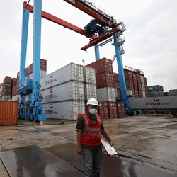 BPS: Ekspor Februari Turun 9,45% Jadi US$19,31 Miliar