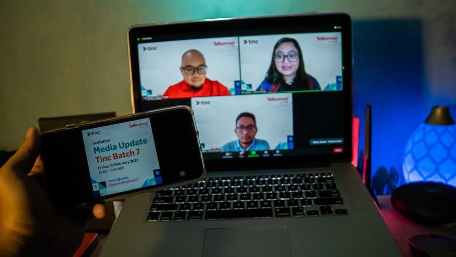 Dalam memacu pengembangan ekosistem digital, Telkomsel menjaring startup unggulan.
