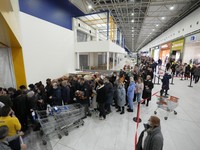 IKEA Stop Operasi, Mal Diserbu Warga Rusia