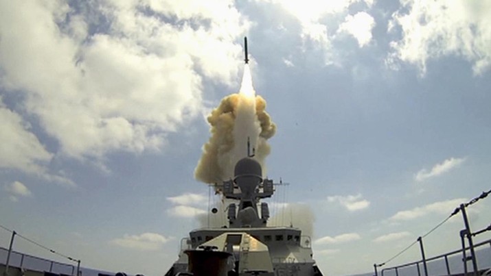 Russia Ukraine War Weapons Explainer FILE - In this frame grab provided by Russian Defense Ministry press service, a long-range Kalibr cruise missile is launched by a Russian Navy ship in the eastern Mediterranean, Friday, Aug. 19, 2016. The Russian invasion of Ukraine is the largest conflict that Europe has seen since World War II, with Russia conducting a multi-pronged offensive across the country. The Russian military has pummeled wide areas in Ukraine with air strikes and has conducted massive rocket and artillery bombardment resulting in massive casualties. (Russian Defense Ministry Press Service photo via AP, File)