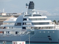Dilelang Yacht Mewah Rusia: Harga Rp 49 T, Punya Jacuzzi-Taman