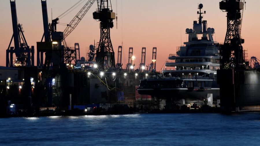 The 115 metre superyacht Luna lies in the Blohm & Voss dock in the harbour in Hamburg, Germany, March 3, 2022. REUTERS/Fabian Bimmer