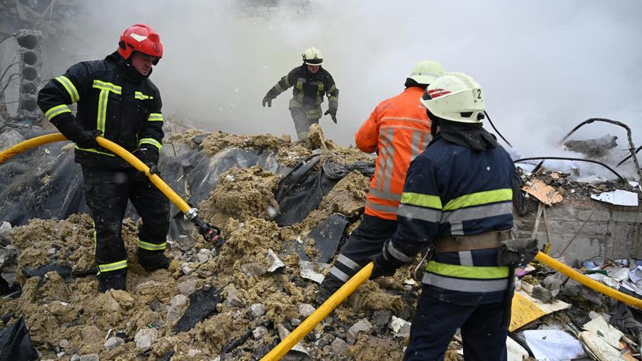 Rescuers work amidst the debris of a school building destroyed by shelling, as Russia's invasion of Ukraine continues, in Zhytomyr, Ukraine March 4, 2022. REUTERS/Viacheslav Ratynskyi